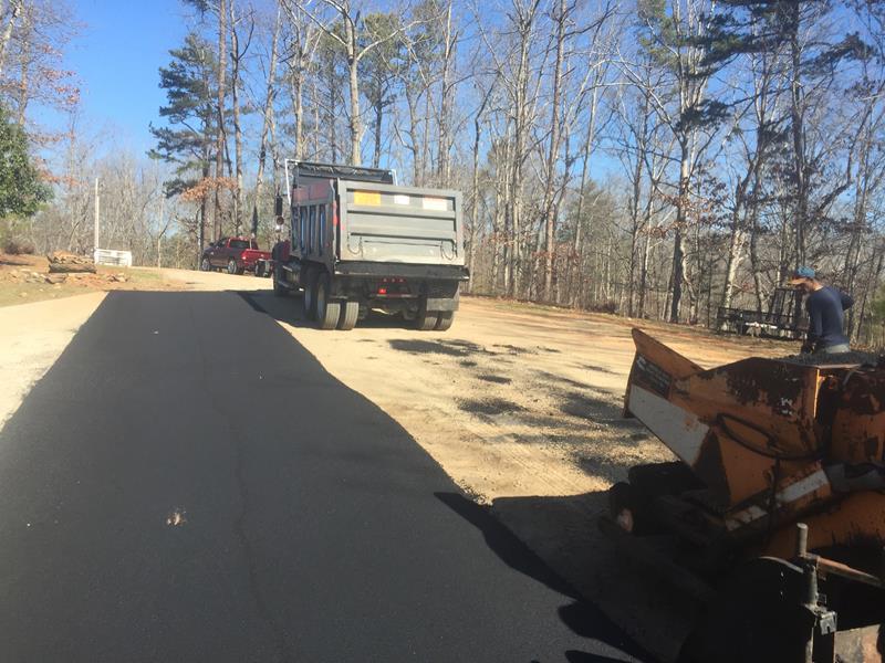 Lake Lanier Asphalt Paving in Ganesville, GA