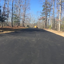 Lake Lanier Asphalt Paving in Ganesville, GA 3