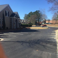 Sealcoating John's Creek Parkway in Suwannee, GA 2