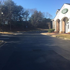 Sealcoating John's Creek Parkway in Suwannee, GA 7